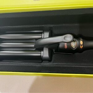 Brand new! Amika High Tide Deep Waver